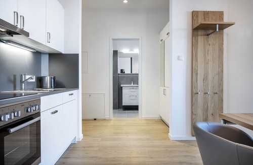 Wismar Apartment | Tolles Hafenapartment mit Balkon und Wunderschönem Ausblick auf das Hafenleben