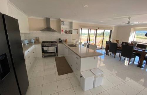 Tolmie House | Tolmie Villa 30 min from Mt Buller