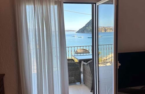 Tolo House | Tolo Beach House Above the Sea w Breathtaking View