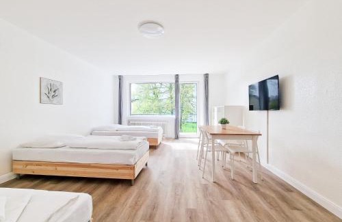 Heiligenhaus Apartment | Tolstov Apartments - Monteurwohnungen - 3 Schlafzimmer - Küche - Balkon - Waschmaschine - 25 Min zur Messe DUS
