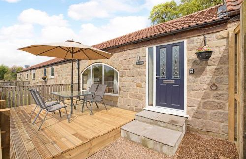 Knaresborough House | Tom's Cabin