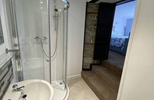 Tregaron Bed & Breakfast | Tom's of Tregaron