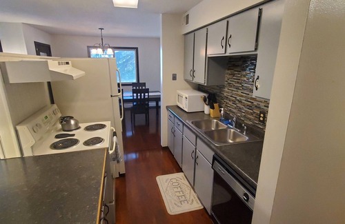 Sioux Falls Apartment | Tomar Park Apt 1 - KP101APT1