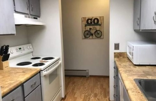 Sioux Falls Apartment | Tomar Park Apt 2 - KP101APT2