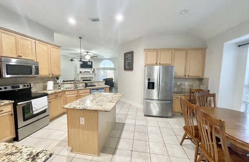 Tomball House | Tomball home with private pool Huge backyard!