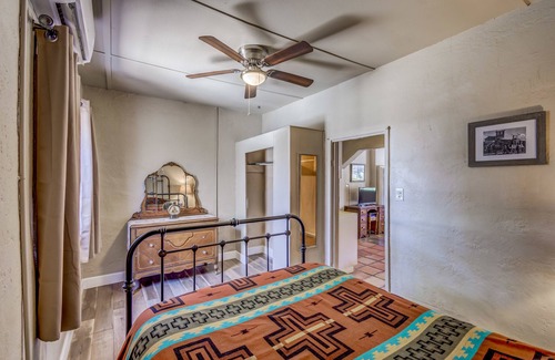 Tombstone Hotel | Tombstone San Jose House