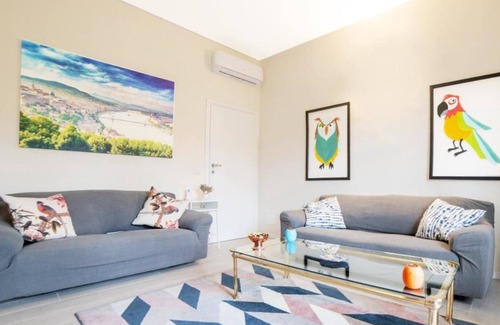 Florence Apartment | Tommaso Apartment with free parking