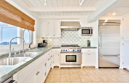 Capistrano Beach House | Tommy Bahama Beach Rd I