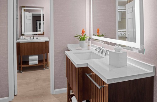 Indian Wells Hotel | Tommy Bahama Miramonte Resort & Spa