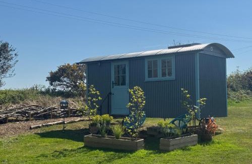 St Wenn House | Toms Hut and Robins Rest Shepherd Huts near Wadebridge