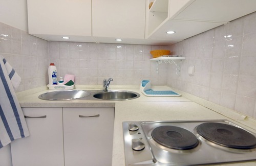 Savudrija Apartment | Toni Savudrija apartment, sea view balcony, free WiFi, quiet area