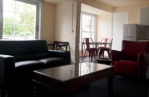 South Hobart Apartment | Toogooloowa to Davey 3