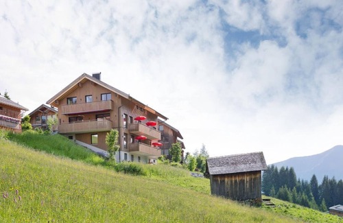 Damuels Apartment | Top B - Apartments Berg 170