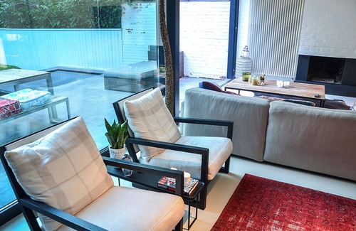 Assebroek Villa | Top Charming And Relaxing Holiday House With Beautiful Garden