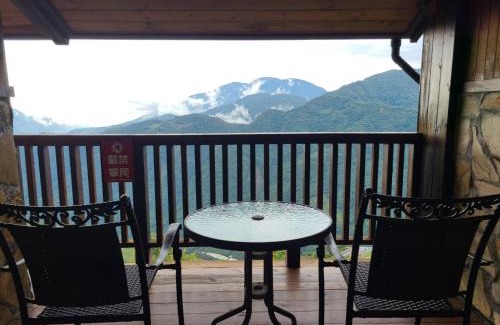 Ren'ai House | Top Cloud Villa