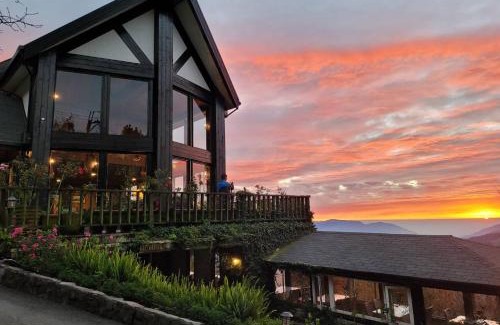 Ren'ai House | Top Cloud Villa