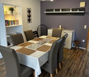Hagenburg Apartment | Top Ferienwohnung „Am Schloß“ für 4-6 Gäste