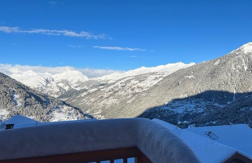 Sainte-Foy-Tarentaise Apartment | Top floor duplex apartment. 2 spacious bedrooms upstairs and breathtaking views.