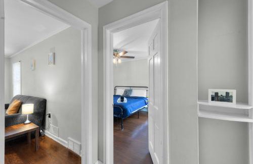 Downtown Omaha Apartment | Top-Floor 1BR Apartment in Omaha