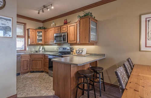 Silver Star Mountain Condo | Top Floor Grandview Condo with stunning mountain views, Patio & BBQ