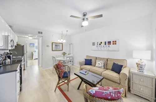 Admiral Estates Condo | Top Floor Cape Roc Condo, beach block and glorious views!
