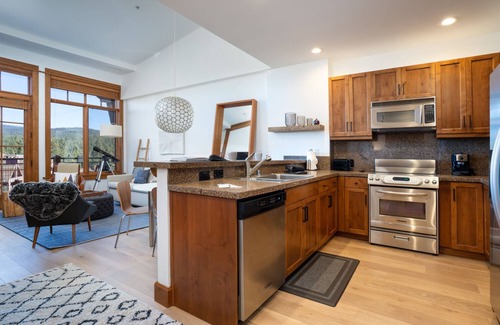 Truckee Condo | Top Floor Condo in Northstar Village
