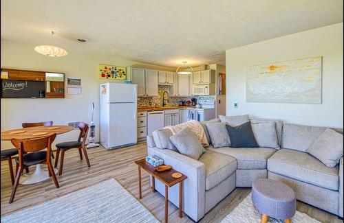 Moclips Condo | Top Floor Condo right on the Beach