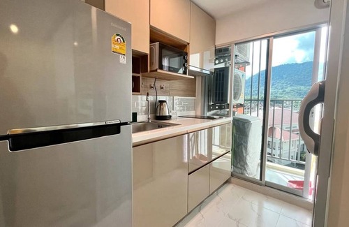 Kathu Apartment | Top Floor One Br Apartment Between Patong hkt City