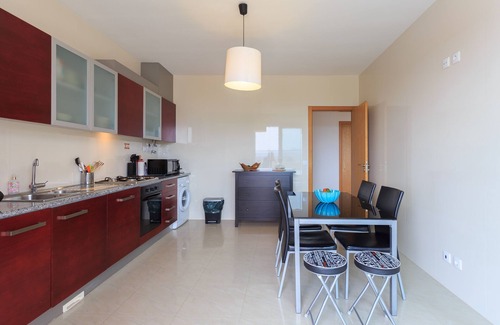Sao Martinho do Porto Apartment | TOP-FLOOR 6-PERSON APARTMENT