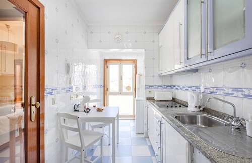Espinho Apartment | Top Floor Retreat in Espinho