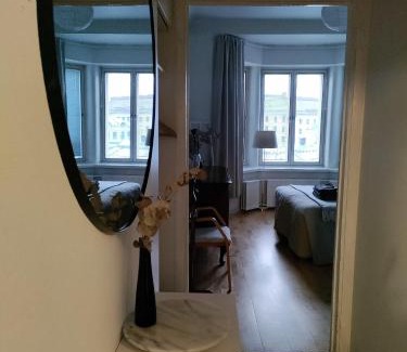 Toolo Apartment | Top-floor studio, near park & sea, great transit
