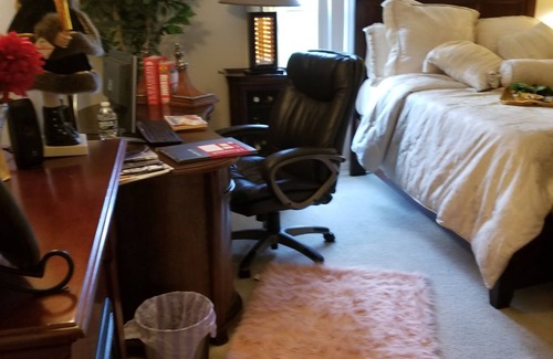 Deltona Lakes Bed & Breakfast | Top Notch Villa/Bed And Breakfast