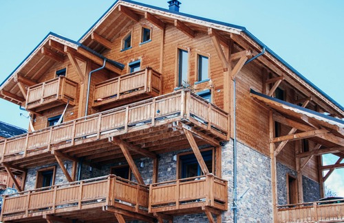 La Toussuire Apartment | TOP-OF-THE-RANGE CHALET APARTMENT FOR 10
