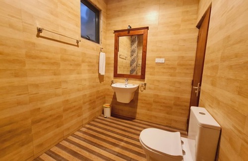 Nuwara Eliya Apartment | Top Rich Hotel-Deluxe Double Room #3