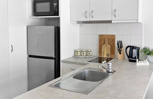 Port Douglas Apartment | Top Spot on Macrossan, Port Douglas 100m to Beach