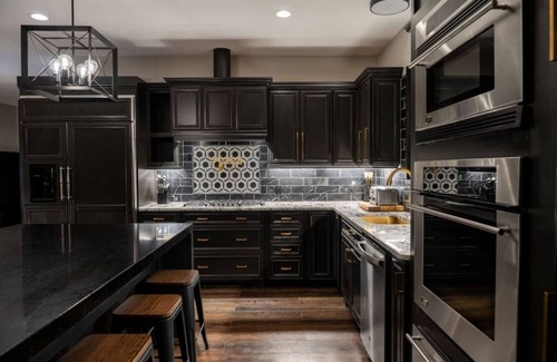 Hermann House | Top unit Bonnie & Clyde
