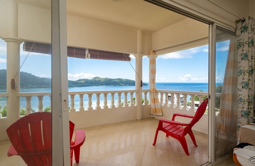 Mahe Island Apartment | Top View Retreat Self Catering