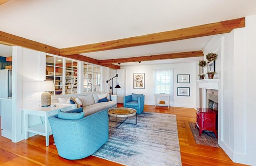 Wiscasset House | Topgallant