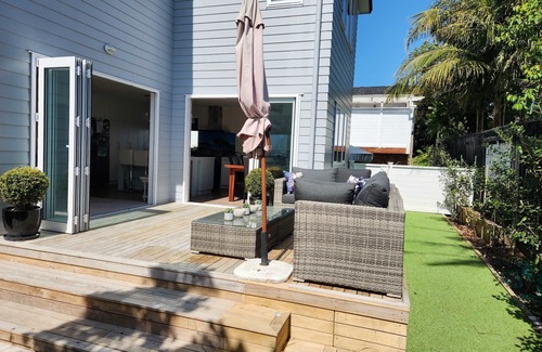 Torbay House | Torbay Oasis near the Sea
