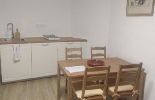 Tapolca Apartment | Tornác Vendégház