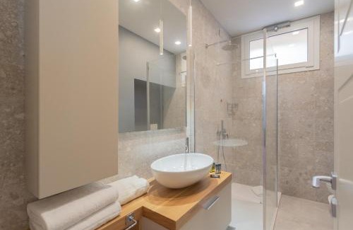 Torno Apartment | Torno Design Apartment by Rent All Como