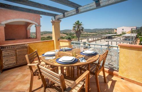 Porto Pozzo Apartment | TORO FLAT VI 15' Palau, 30' Porto cervo & FREE PARKING