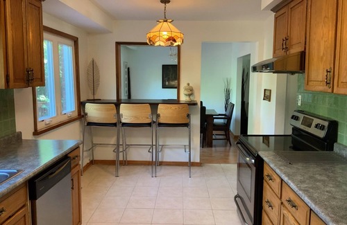 Morningside House | Toronto 4 Bedroom House Spacious Clean Beautiful Private Convenient Location