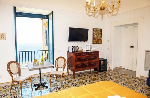 Schiazzano House | Torre Elisabetta
