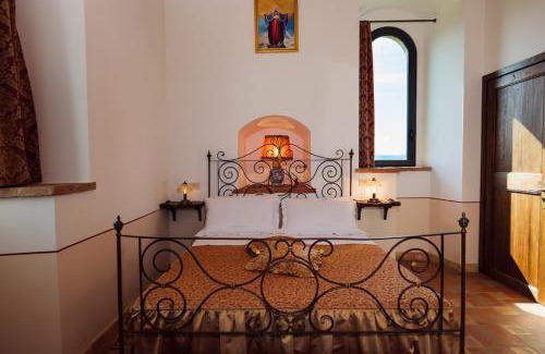 Loreto Villa | Torre Panoramica & Jacuzzi nel cuore del verde