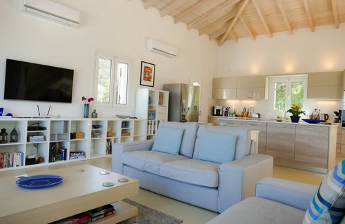 Petaleia Villa | Tortoise Hill Villa near Kassiopi with infinity pool and stunning views