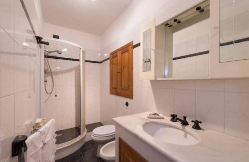 Figline e Incisa Valdarno Apartment | Toscana, La Terra Del Vino Sharon House per Degustare il Chianti!