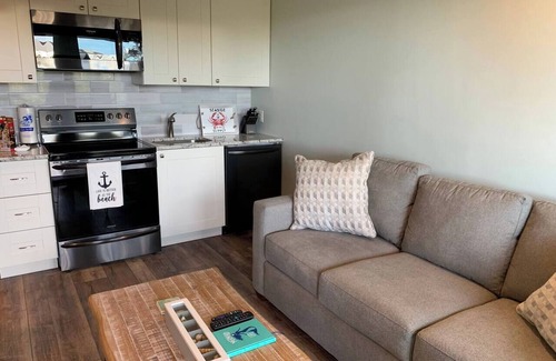 Hilton Head Island Condo | Totally Beachin' Coligny OceanViews w/Bikes/chairs