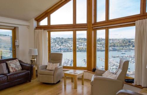 Dartmouth House | Totherside
