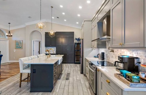 Highpoint House | Toucan Luxury Oasis - Heated POOL and SPA option